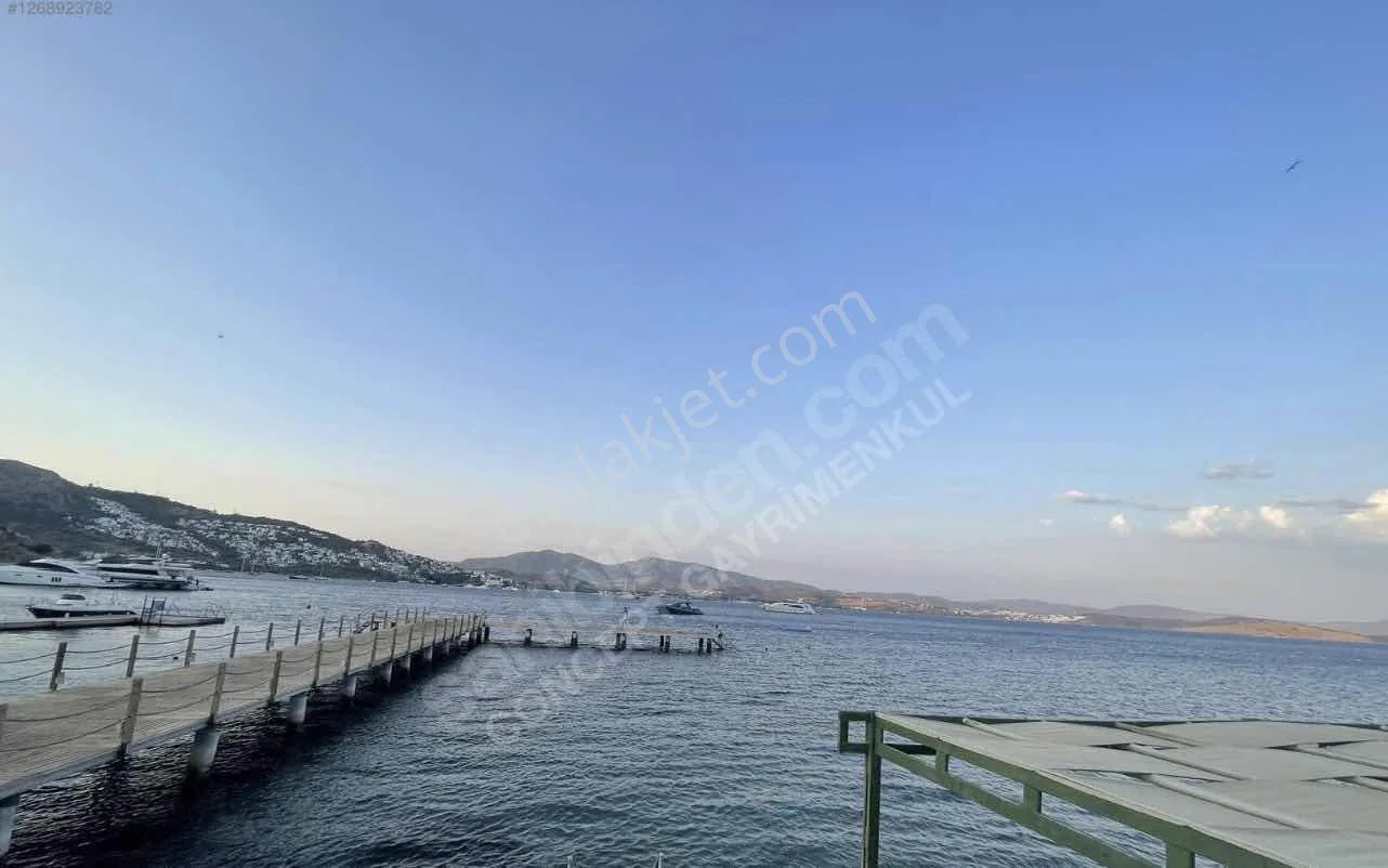 2+1 Wohnung zum Verkauf mit Privatstrand in Bodrum, Standort Bağla Bankev, photo 5