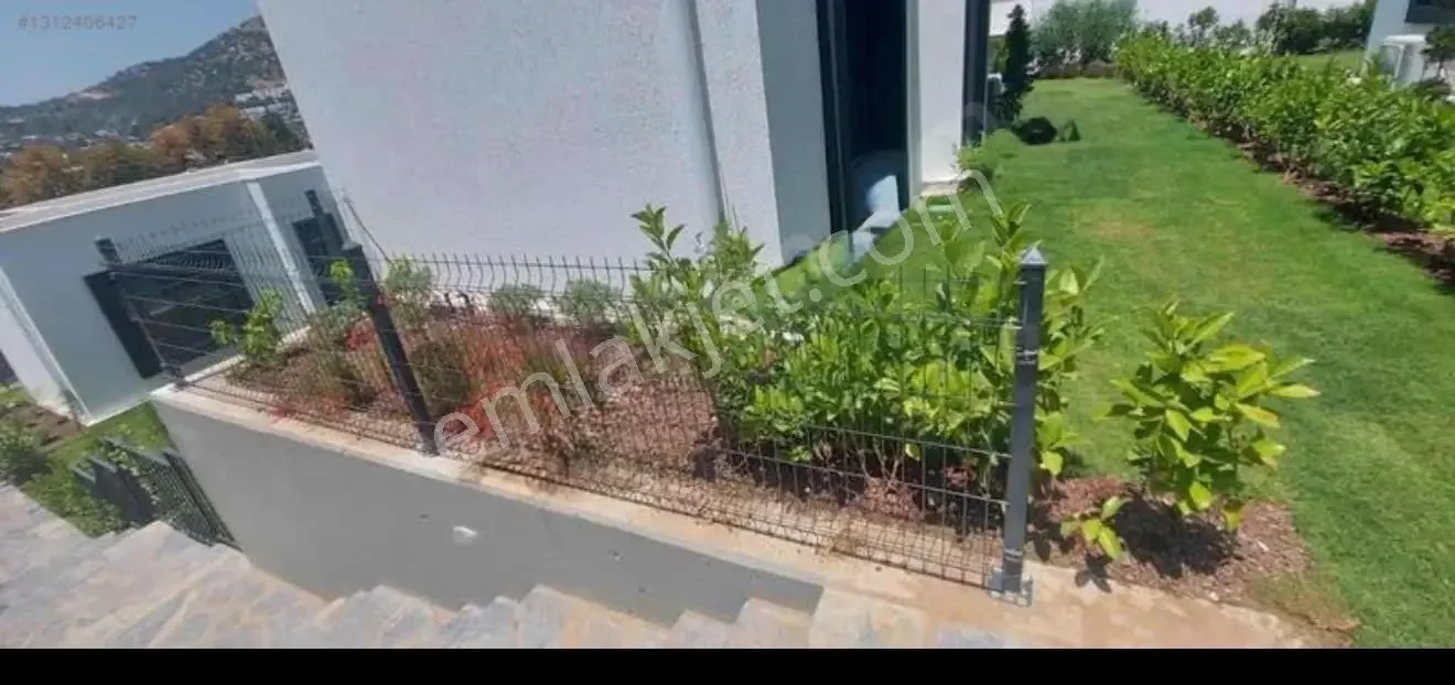 Furnished 2+1 Garden Floor with Underfloor Heating for Sale in Bodrum Center Yokuşbaşı, photo 2