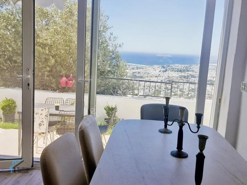 2+1 Garden Floor with Magnificent Sea View in Bodrum Turgutreist, photo 5