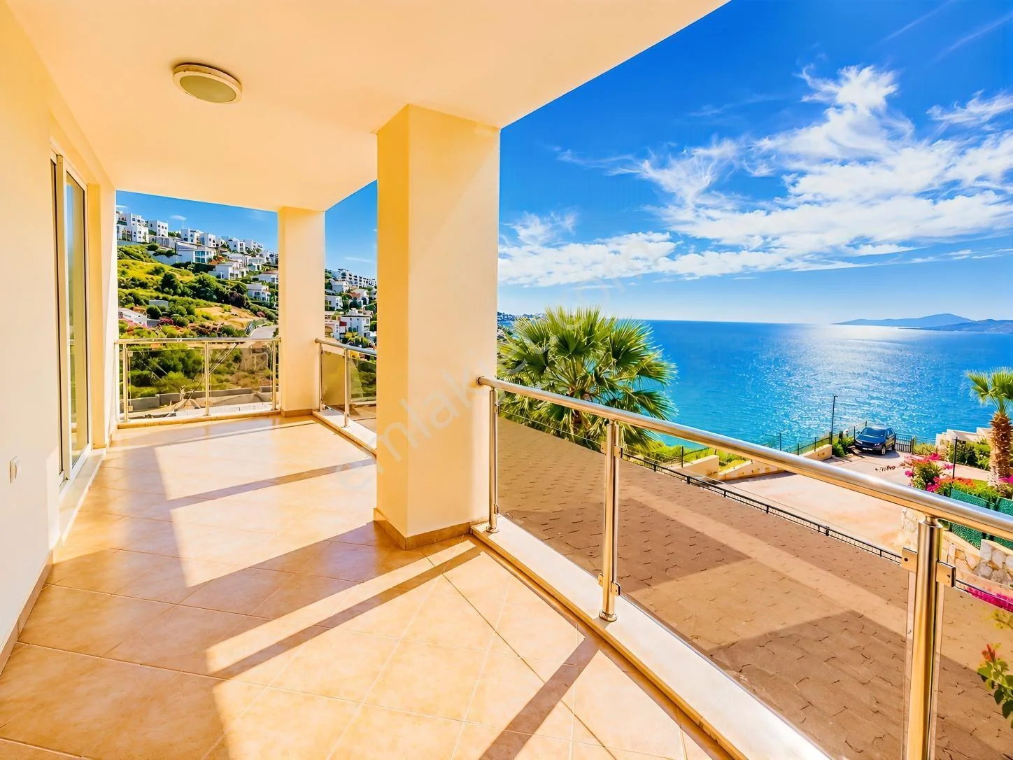 Furnished Flat Entry Flat with Full Sea View in a Seafront Site, photo 2