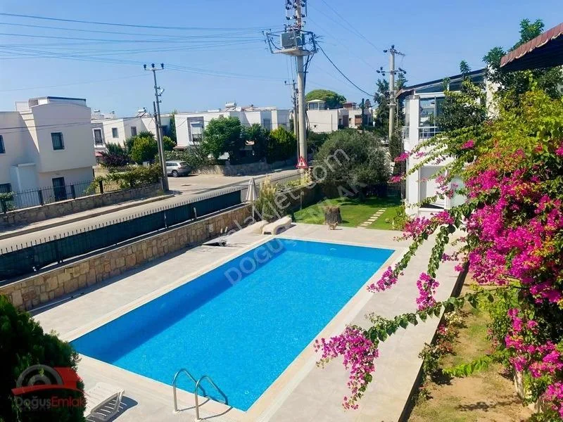 2+1 Flat in a Site with Pool in Bahçelievler from Doğuş Emlak, photo 4