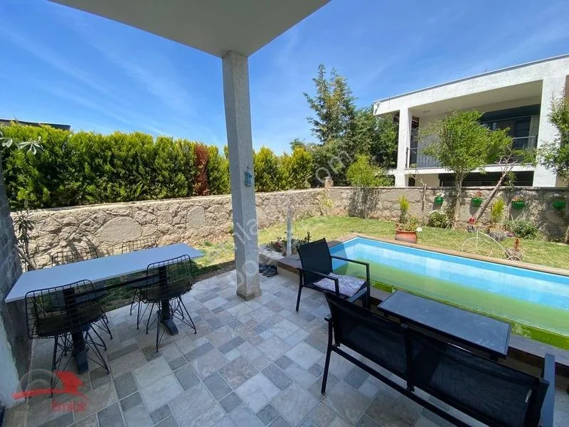 Price Dropped by Doğuş Real Estate 2+1 Flat with Garden 100 Meters to the Sea, photo 5