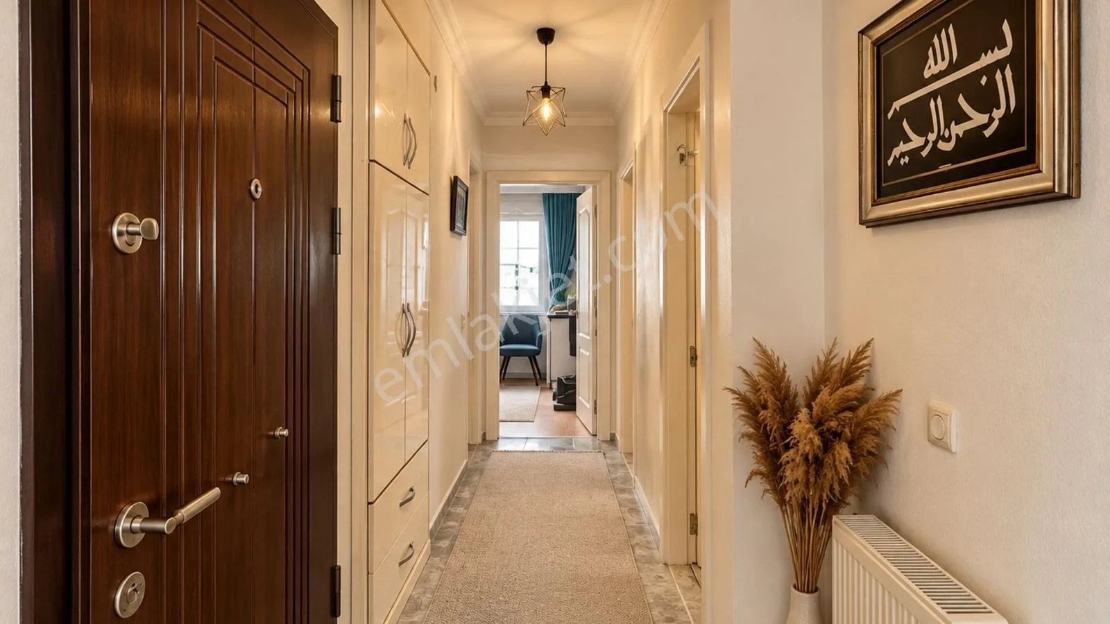 Well-maintained Single Title Deed 2 Flats for Sale in Eskiçeşme, photo 4