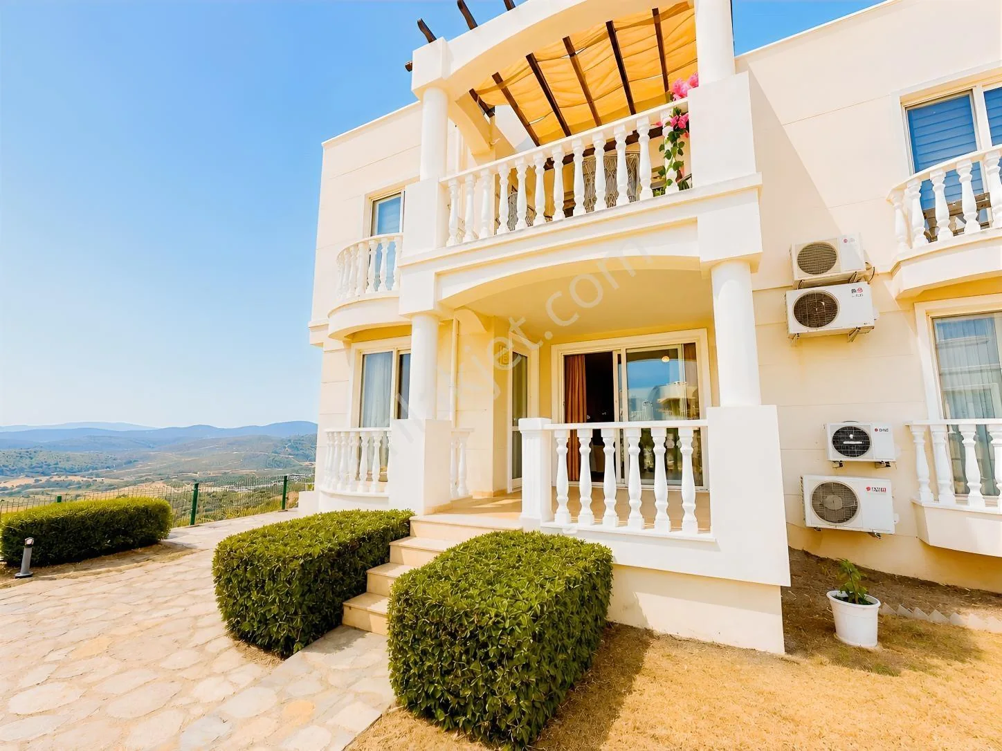 Köşebaşı House with Big Garden with Full View on the Site with Private Beach Urgent, photo 2