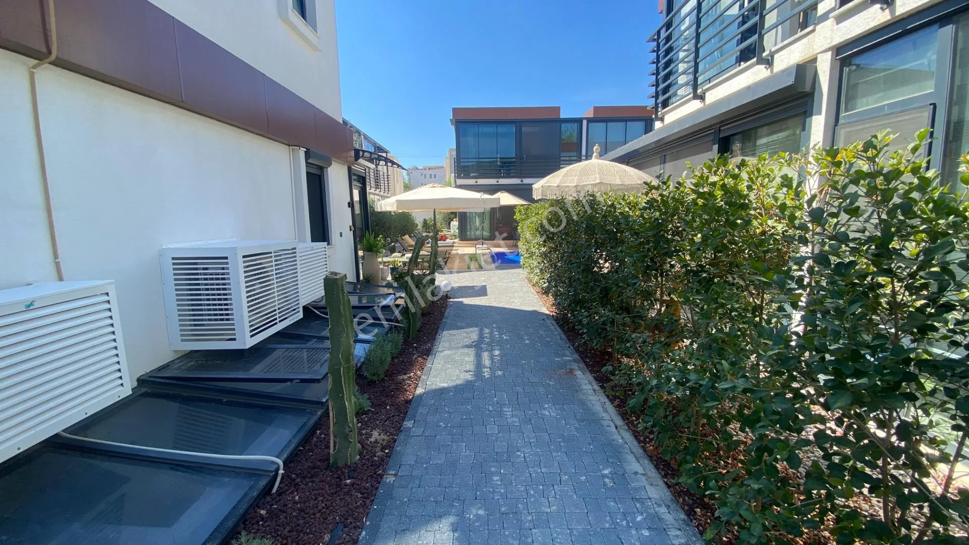 Modern 1+1 Flat for Sale in a Luxury Site with Pool in Muğla Bodrum Eskiçeşme, photo 2