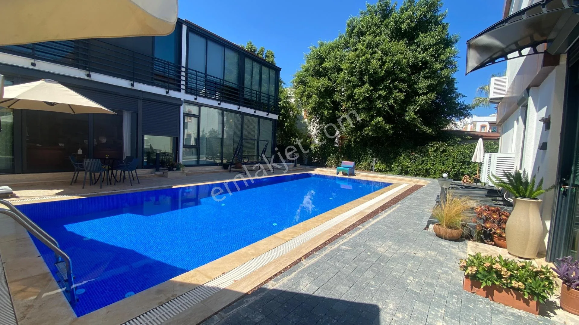 Modern 1+1 Flat for Sale in a Luxury Site with Pool in Muğla Bodrum Eskiçeşme, photo 1