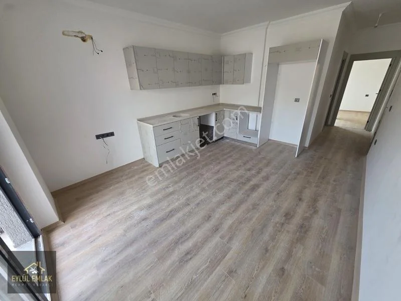 1+1 Middle Floor Flat for Sale in Mumcular, photo 3