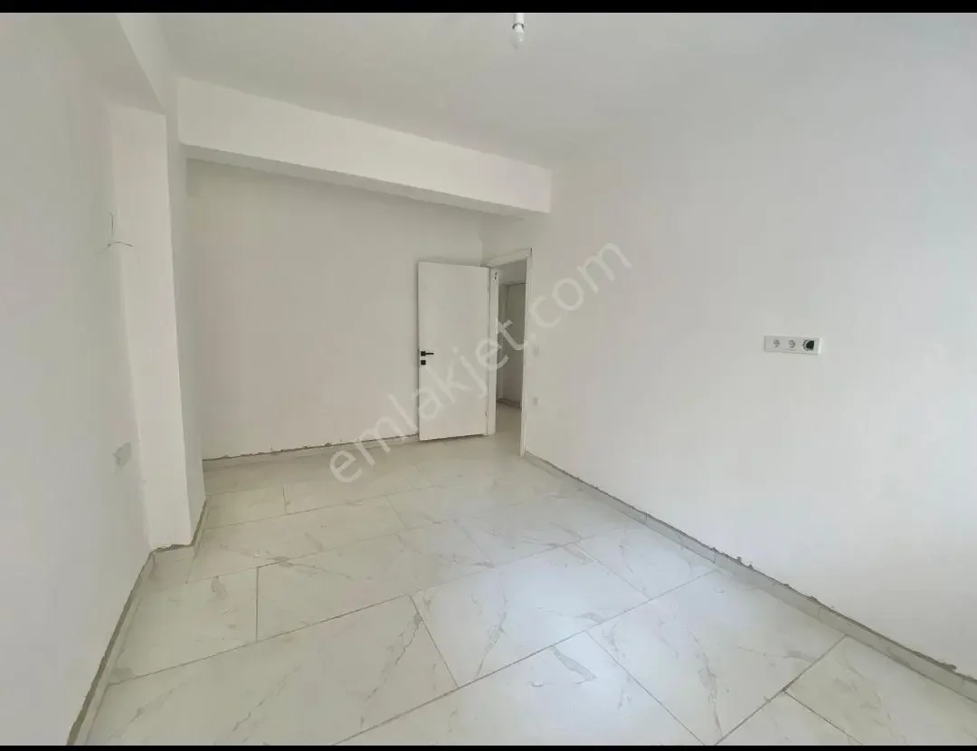 شقة جديدة 3+1 للبيع العاجل في ميلاستا من قبل المالك, photo 5