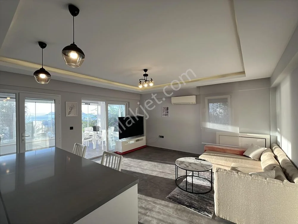 Modern 2+1 Flat for Sale in Turgutreis, Close to the Sea, photo 1