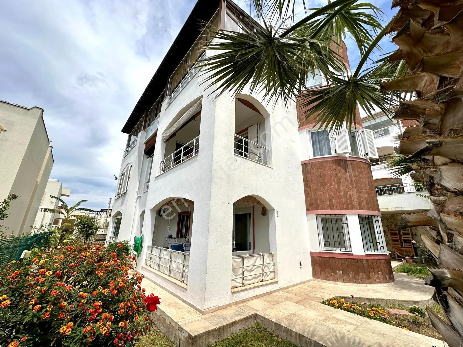 3+1 Garden Floor Spacious Flat for Sale in Turgutreis Center, photo 2