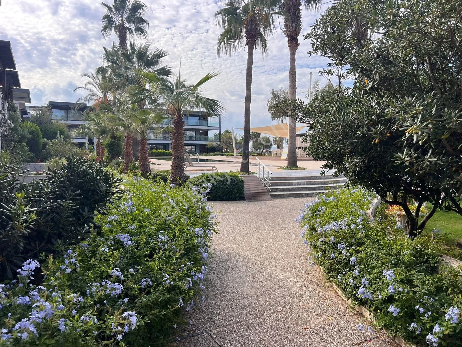 2+1 Wohnung in Turgutreis, direkt am Meer, Privatstrand, soziale Einrichtungen, photo 4