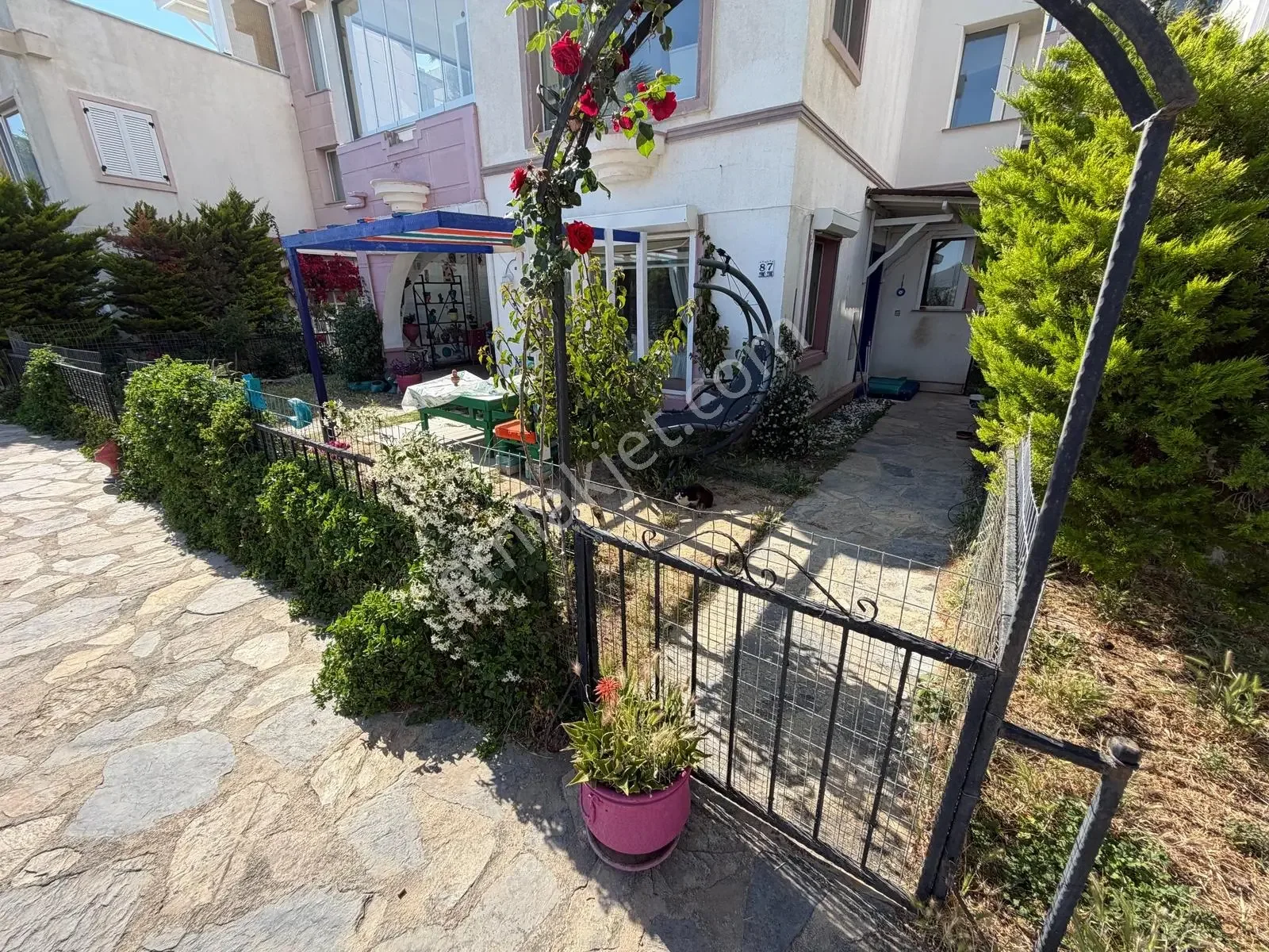 2+1 Wohnung zum Verkauf in Bodrum, Gumusluk, mit Meerblick, Garten, photo 2