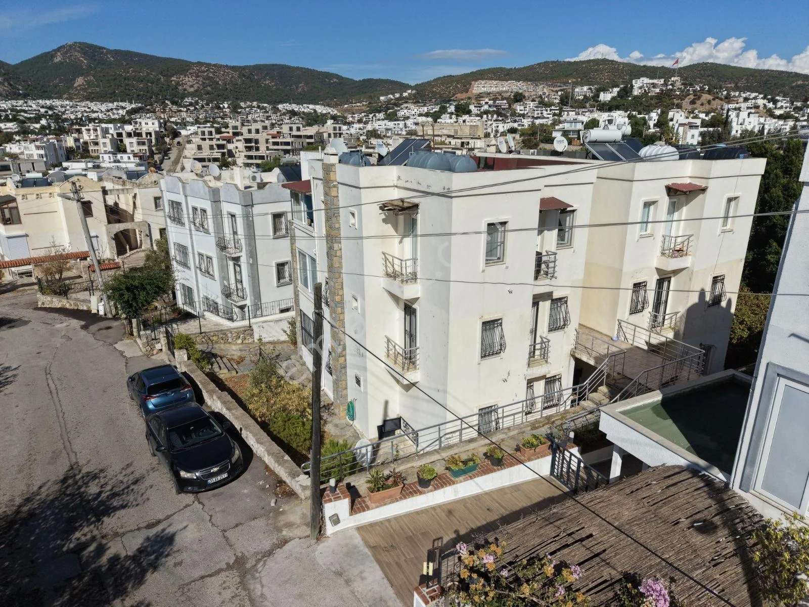 2+1 Garden Floor Flat for Sale in Bitez, photo 2