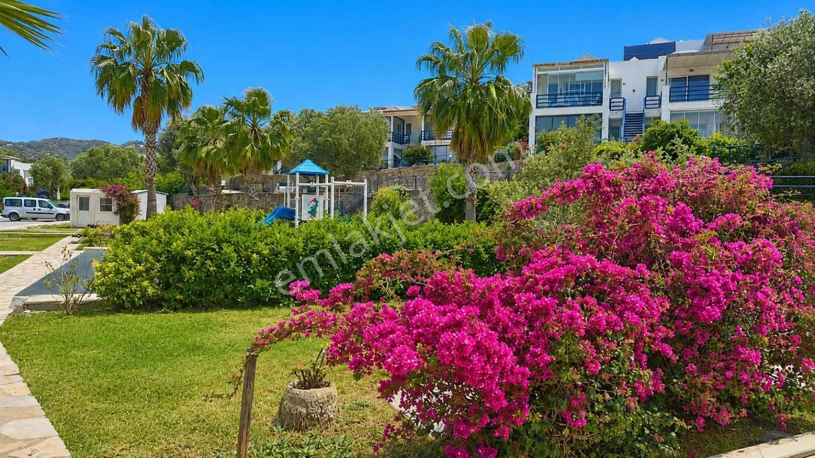 Upper Floor 2+1 with Sea View in Bodrum Yalıkavak Alexander Hills, photo 1