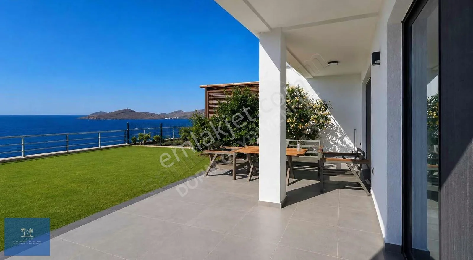 2+1 Garten-Maisonette zum Verkauf in Bodrum Yalıkavak, direkt am Meer, photo 1