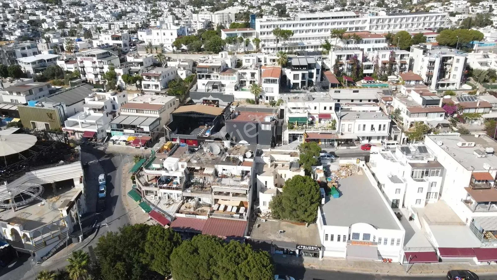 6 Geschäfte und Villen auf einem 458 Quadratmeter großen Grundstück am Bodrum Gumbet Beach, photo 2