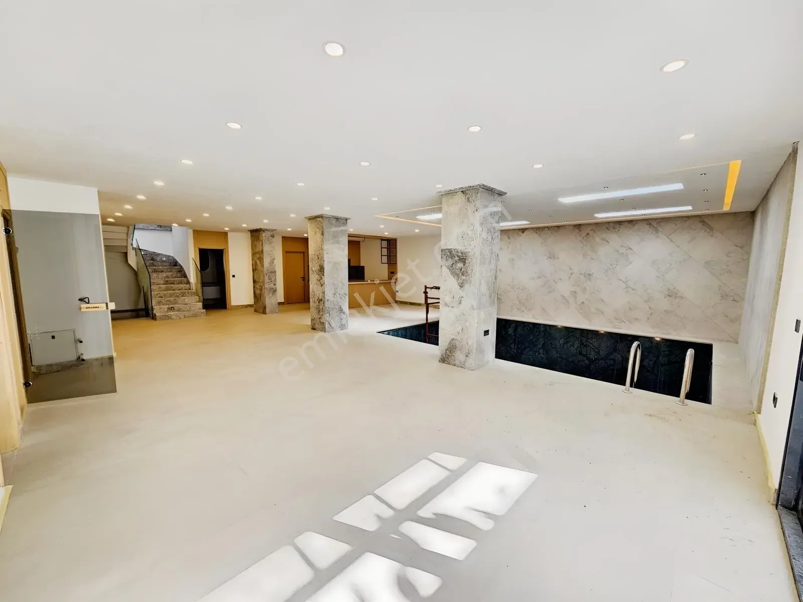 Konacık'ta Ana Yola Yakın 450 M2 İster Ofis İster Havuzlu Villa!, photo 5