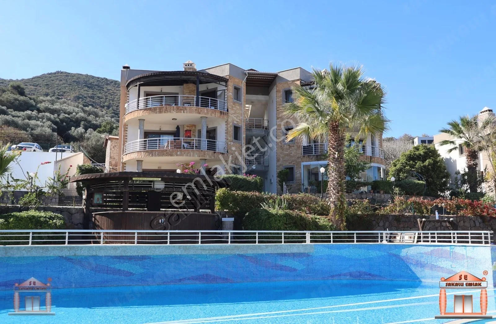 ️s-a-k-a-l-l-ı-dan Apartment in Turgutreiste mit Aussicht und Pool, photo 1