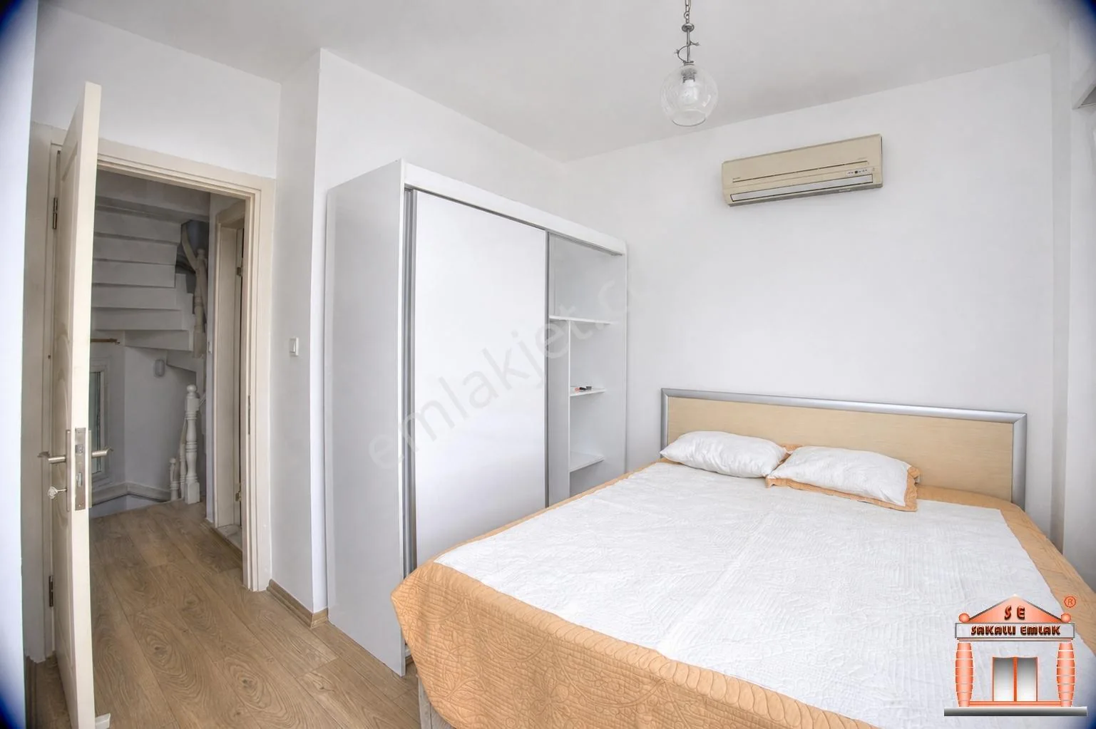 ️s-a-k-a-l-ı-dan Triplex مطلة على البحر في تورغوتريست, photo 2