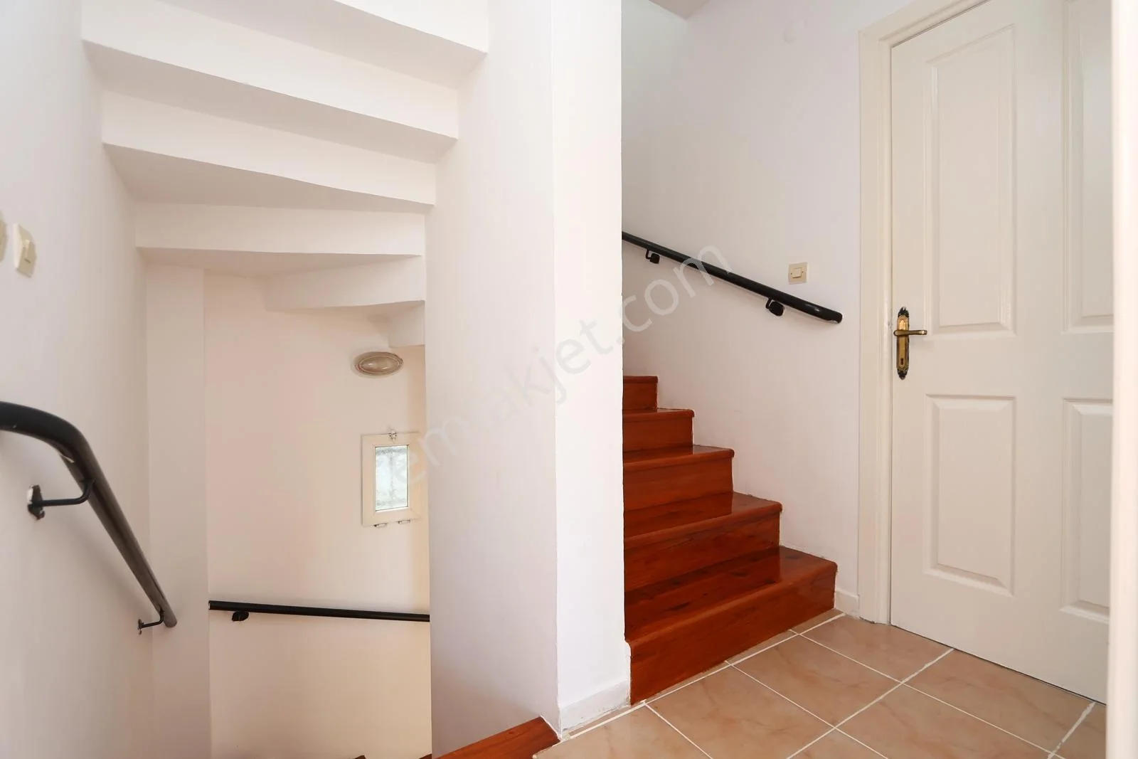 Triplex with Detached Pool in Turgutreis Center from S-a-k-a-l-l-ı-dan, photo 4
