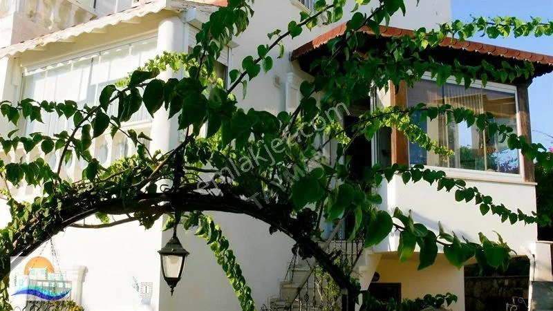Villa with Sea, Sunset and Island Views in Turgutreis, photo 4