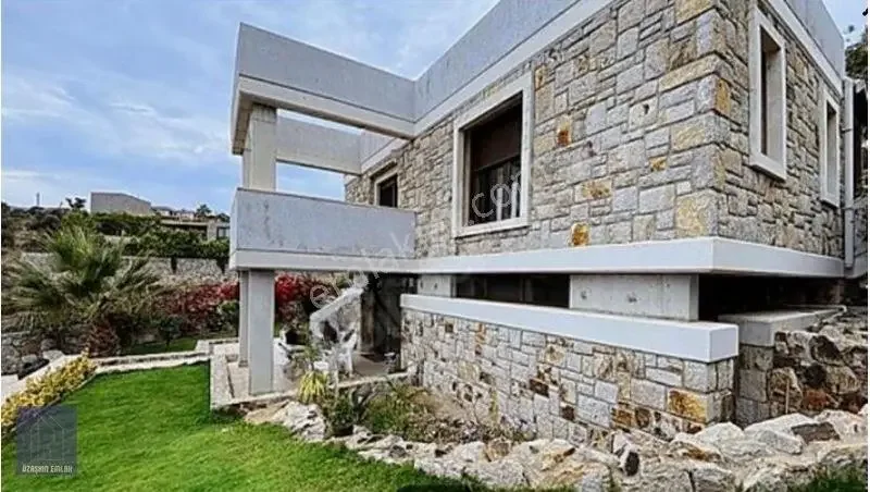 4+2 Villa with Sea View and Private Pool in Gümüşlük, photo 4
