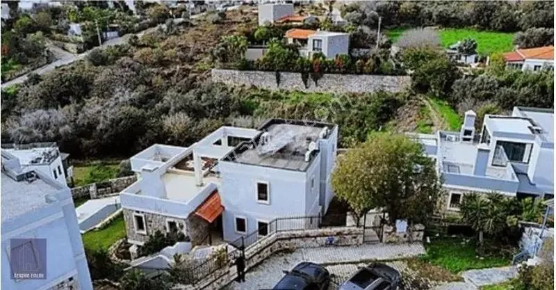 4+2 Villa with Sea View and Private Pool in Gümüşlük, photo 5