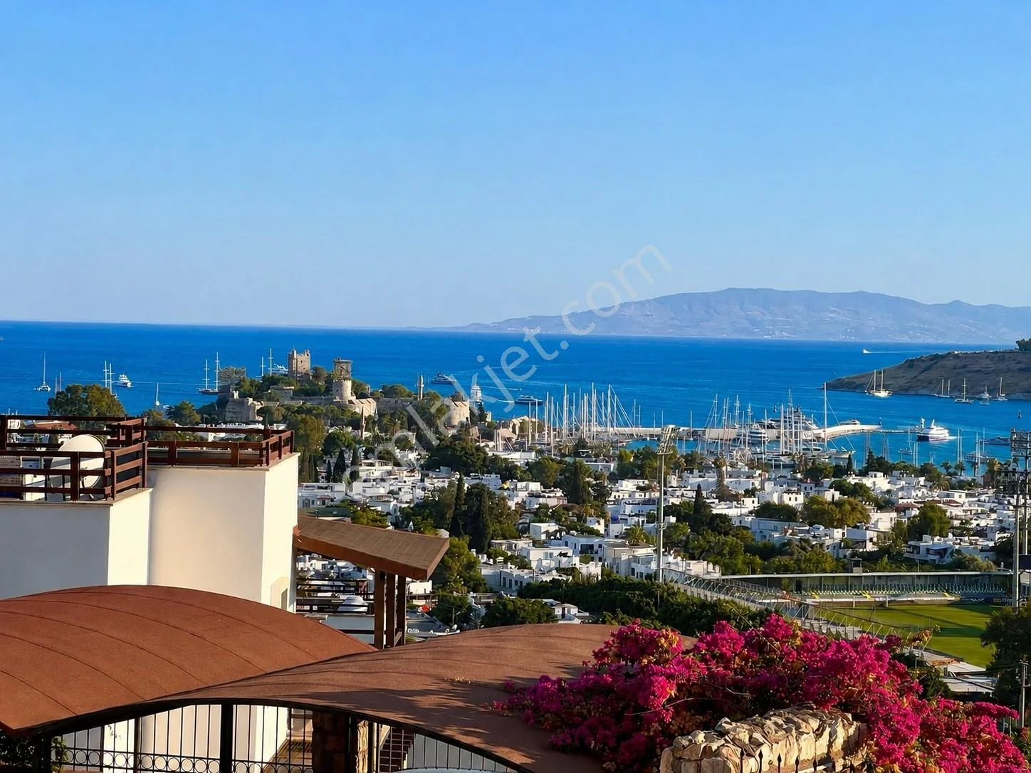 Bodrum Center 6+2 Villa with Full Sea View from Every Floor, photo 1