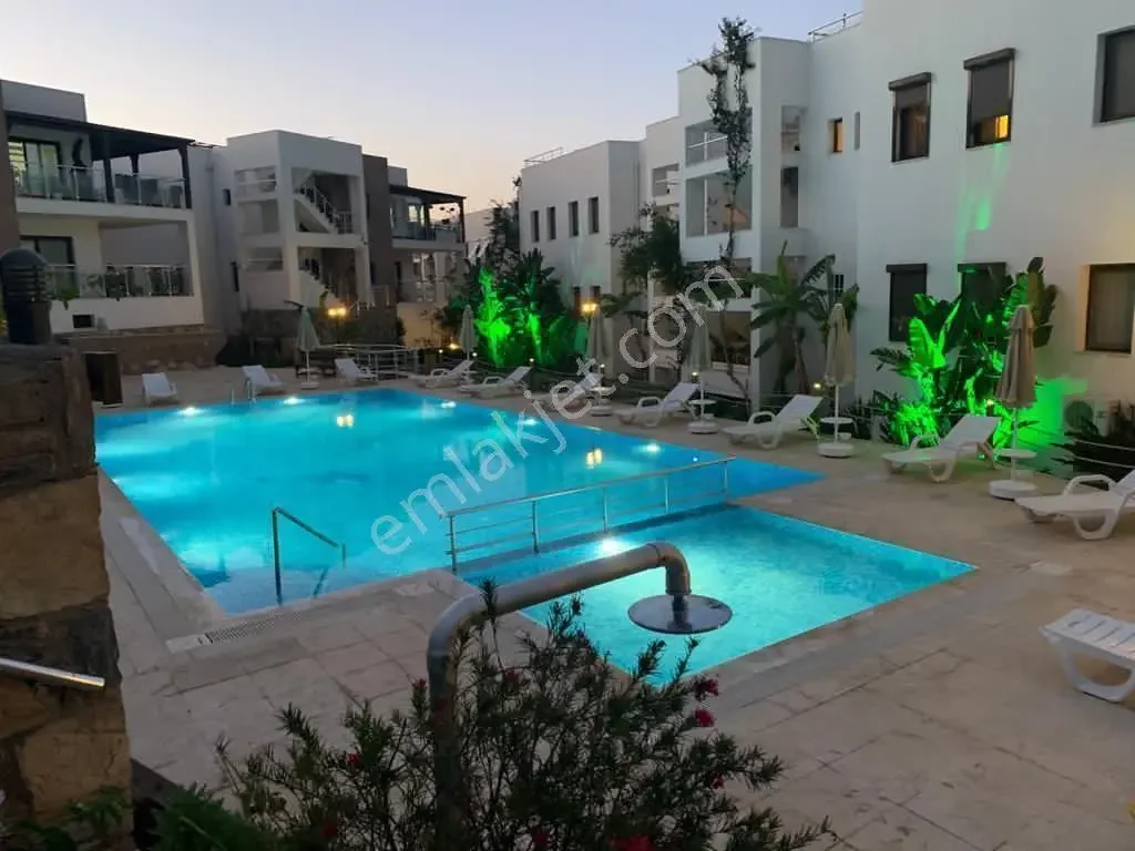 5+2 Garden Duplex for Sale in a Site with Pool in Yalıkavak, photo 1