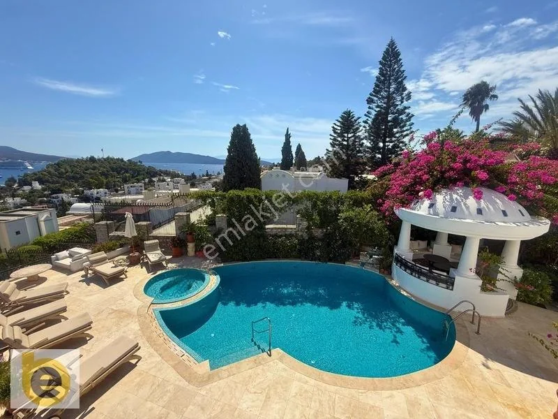Modern Villa for Sale in Bardakçı with Castle and New Harbor Views, photo 4