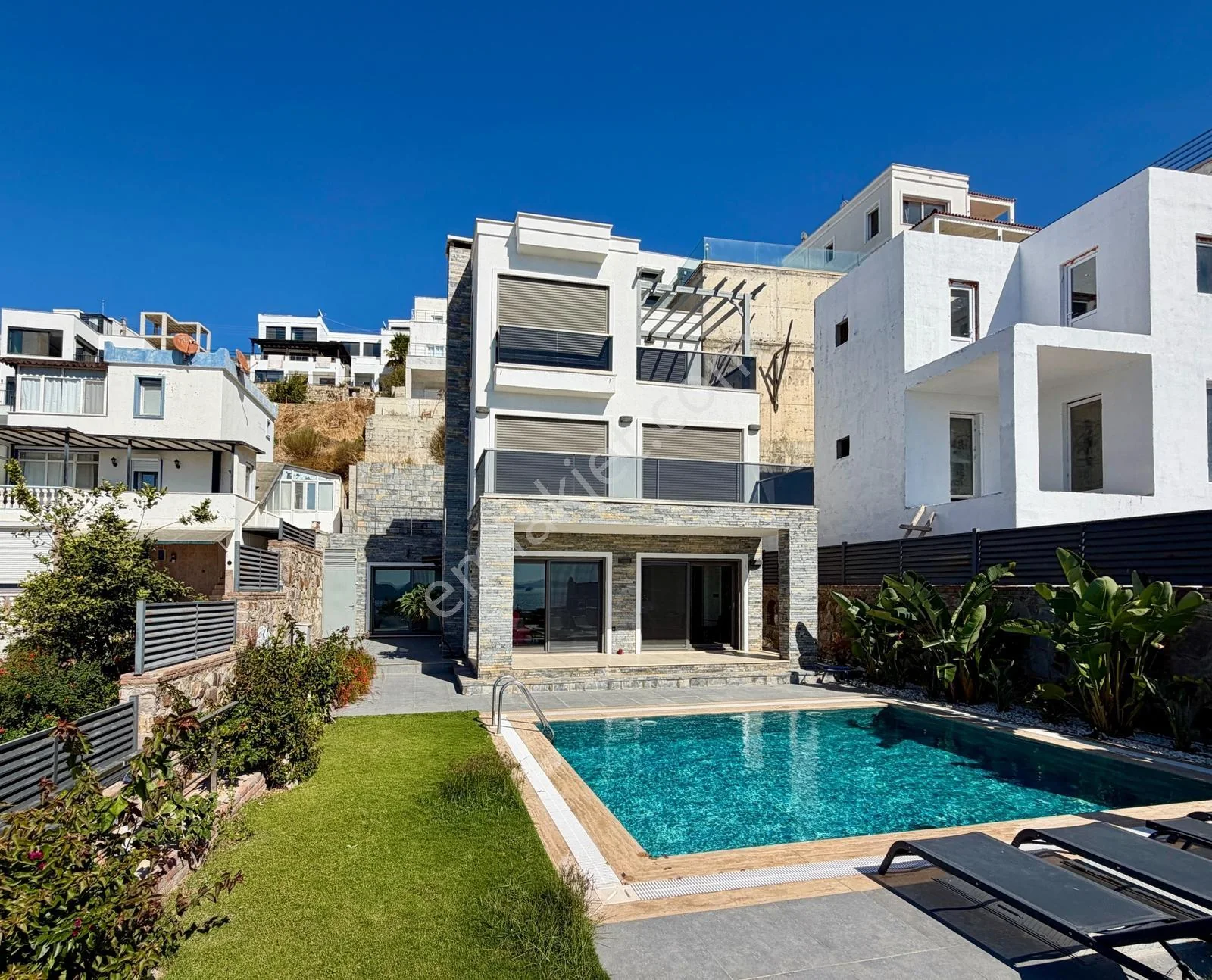 Bodrum Kadıkalesi'nde Muhteşem Deniz Manzaralı Havuzlu Villa, photo 1