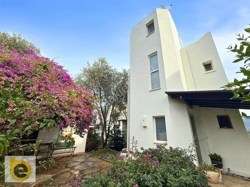 3+1 Detached Duplex with Sea View and Garden in Bodrum Torba, photo 3