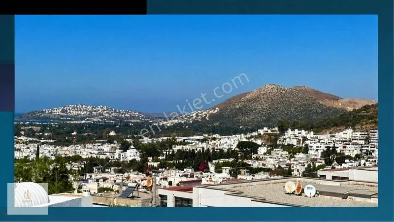 Top Floor Apartment with Sea View, photo 2