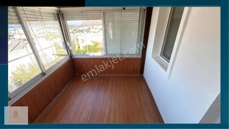 Top Floor Apartment with Sea View, photo 5