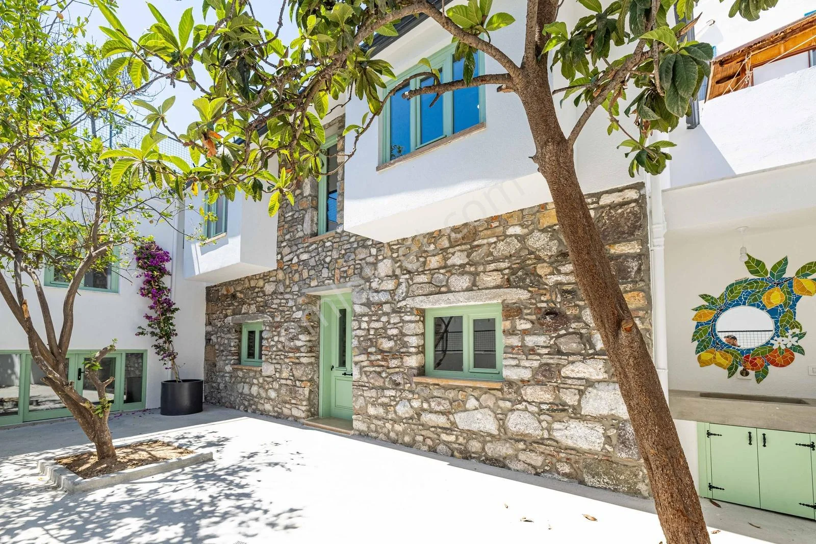Renovated Authentic Bodrum Stone House with Marina and Castle Views, photo 3