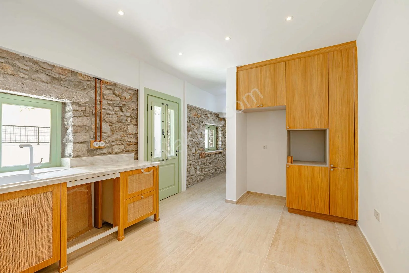 Renovated Authentic Bodrum Stone House with Marina and Castle Views, photo 5
