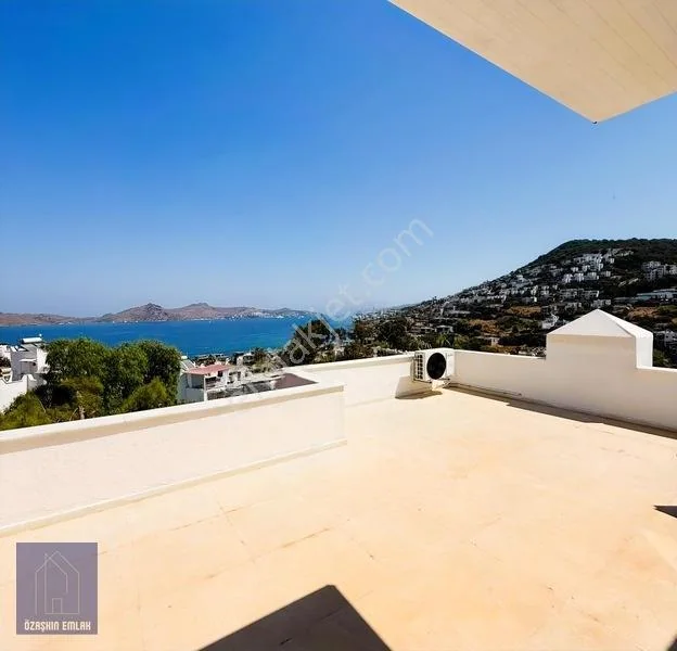 Sea View from Every Floor, Walking Distance to the Beach, photo 1