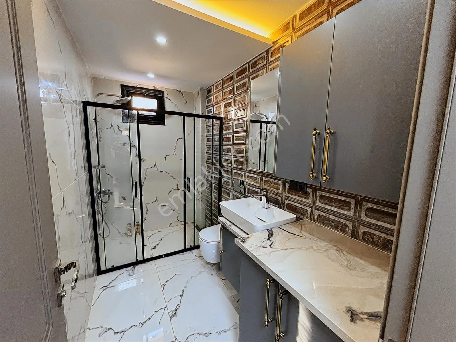 4+2 freistehende, neue Luxusvilla mit Pool zum Verkauf in Bodrum Gümüşlük, photo 2