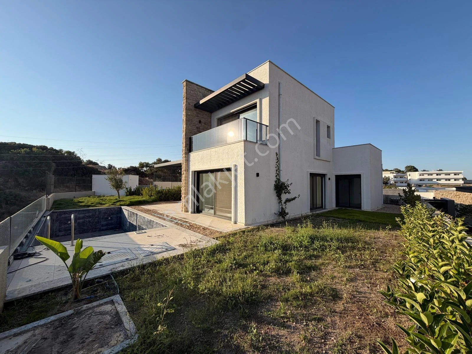 Komplett freistehende 3+1 Villa mit privatem Pool zum Verkauf in Bodrum Gümüşlük, photo 3