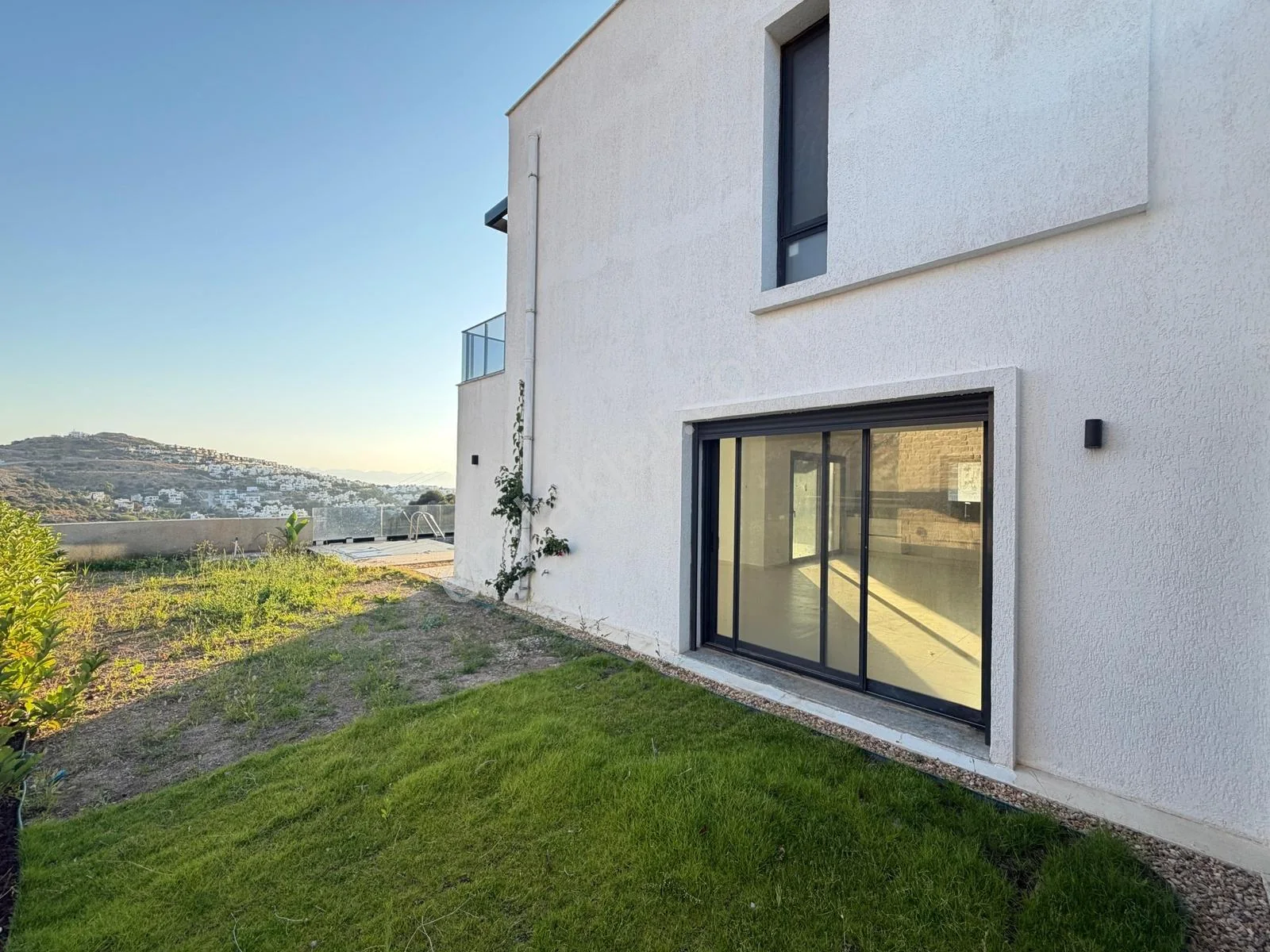 Komplett freistehende 3+1 Villa mit privatem Pool zum Verkauf in Bodrum Gümüşlük, photo 4