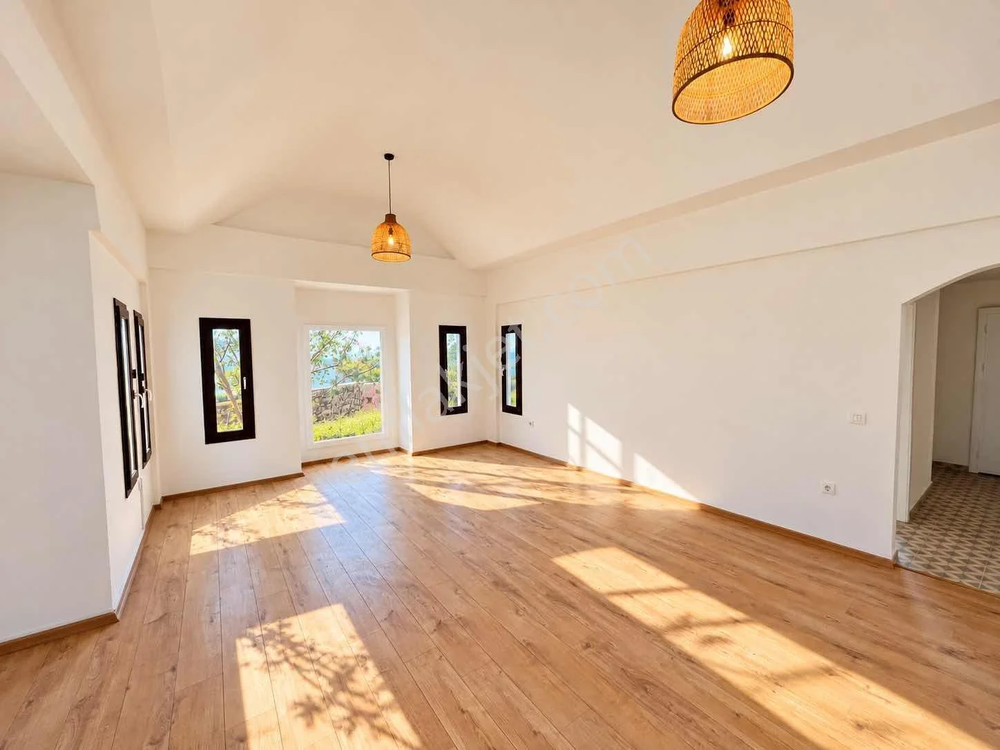 Single Storey Detached 2+1 Villa in Gumusluk Center, photo 5