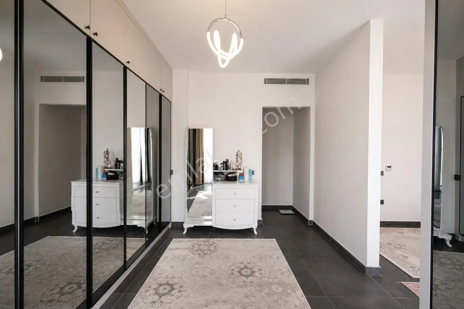 4+2 Villa for Sale within the Site in Akyarlar, photo 4