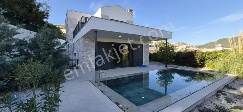 Bodrum Ortakent'te Satılık Tam Müstakil Havuzlu Villa, photo 2