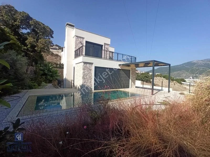 Bodrum Ortakent'te Satılık Tam Müstakil Havuzlu Villa, photo 1
