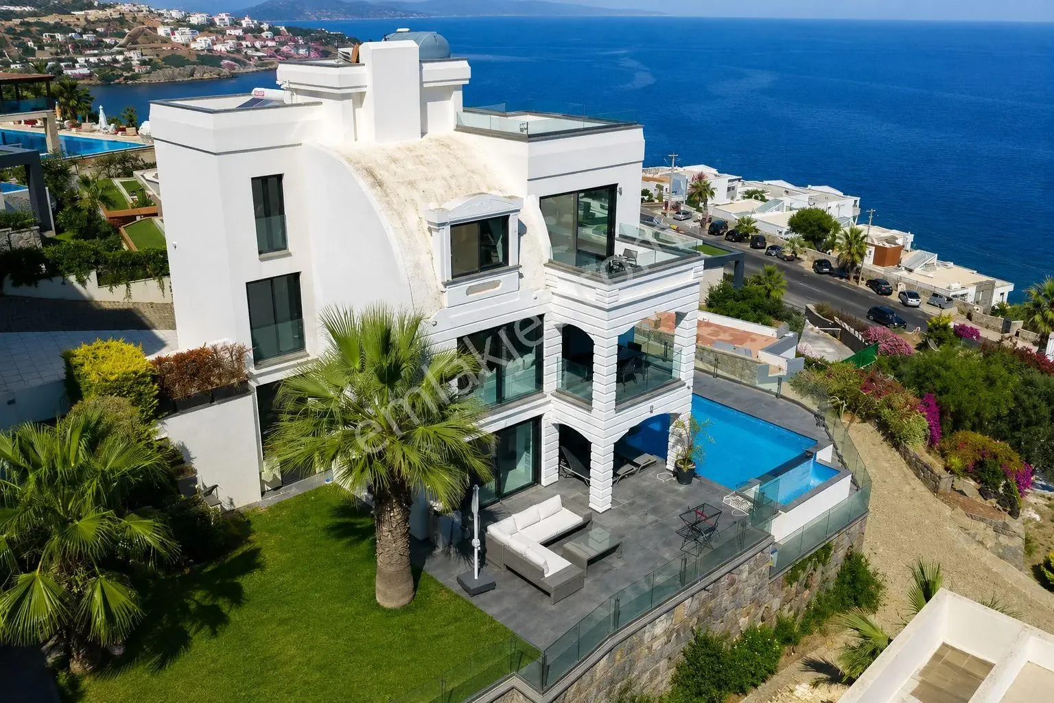 4+2 Villa zum Verkauf mit Panoramablick auf das Meer in Bodrum Geriş, photo 1