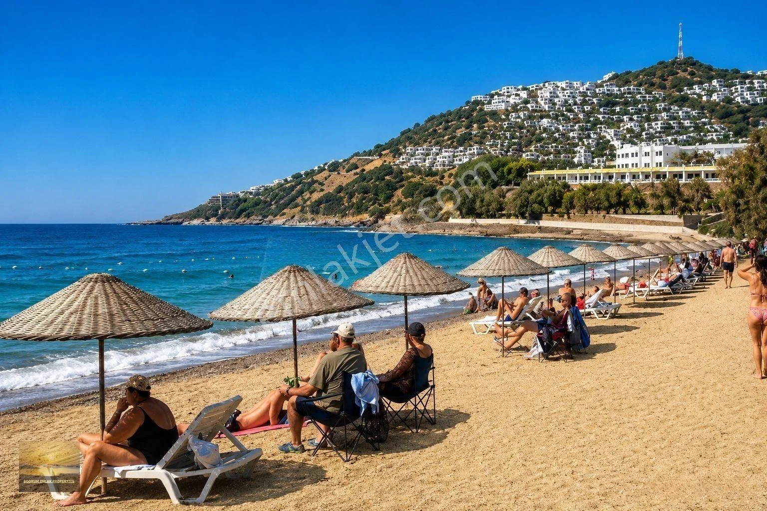 Seaside Detached Villa with Private Pool View and Beach for Sale, photo 2