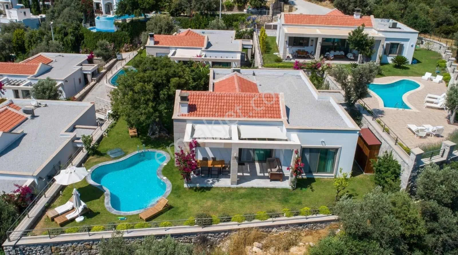 Magnificent Fully Detached Villa in Yalıkavak Center, photo 2