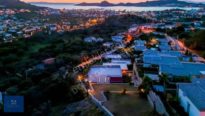 Sea View Villa for Sale with 1,000 M2 Plot in Yalıkavak, photo 2