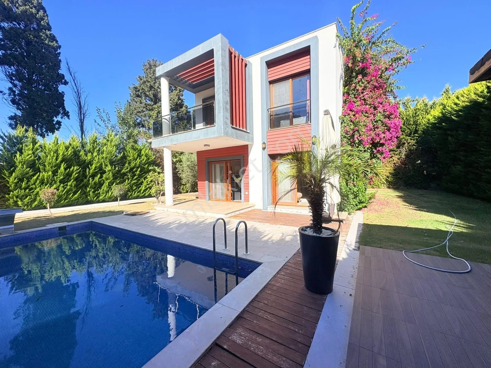 Detached Pool Villa with Large Garden 150mt from the Sea in Yalıkavak, photo 2