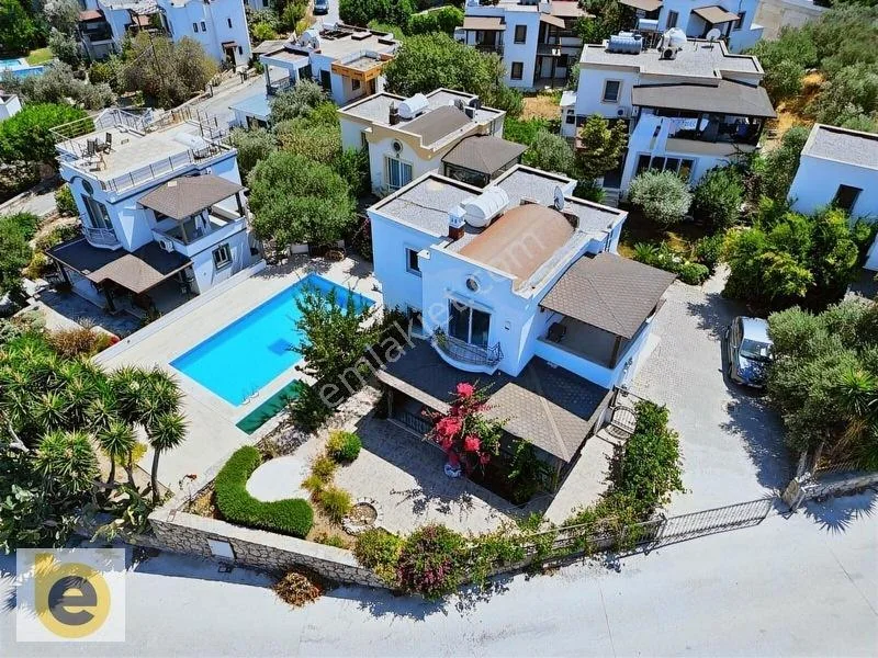 Detached 3+1 Apartment with Sea View and Garden in a Site in Yalıkavak, photo 5